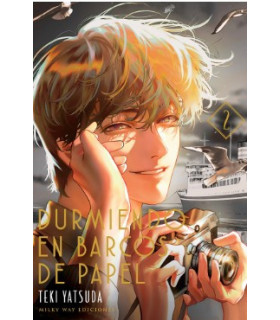 DURMIENDO EN BARCOS DE PAPEL 01