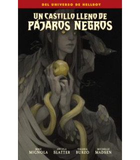 UN CASTILLO LLENO DE PAJAROS NEGROS